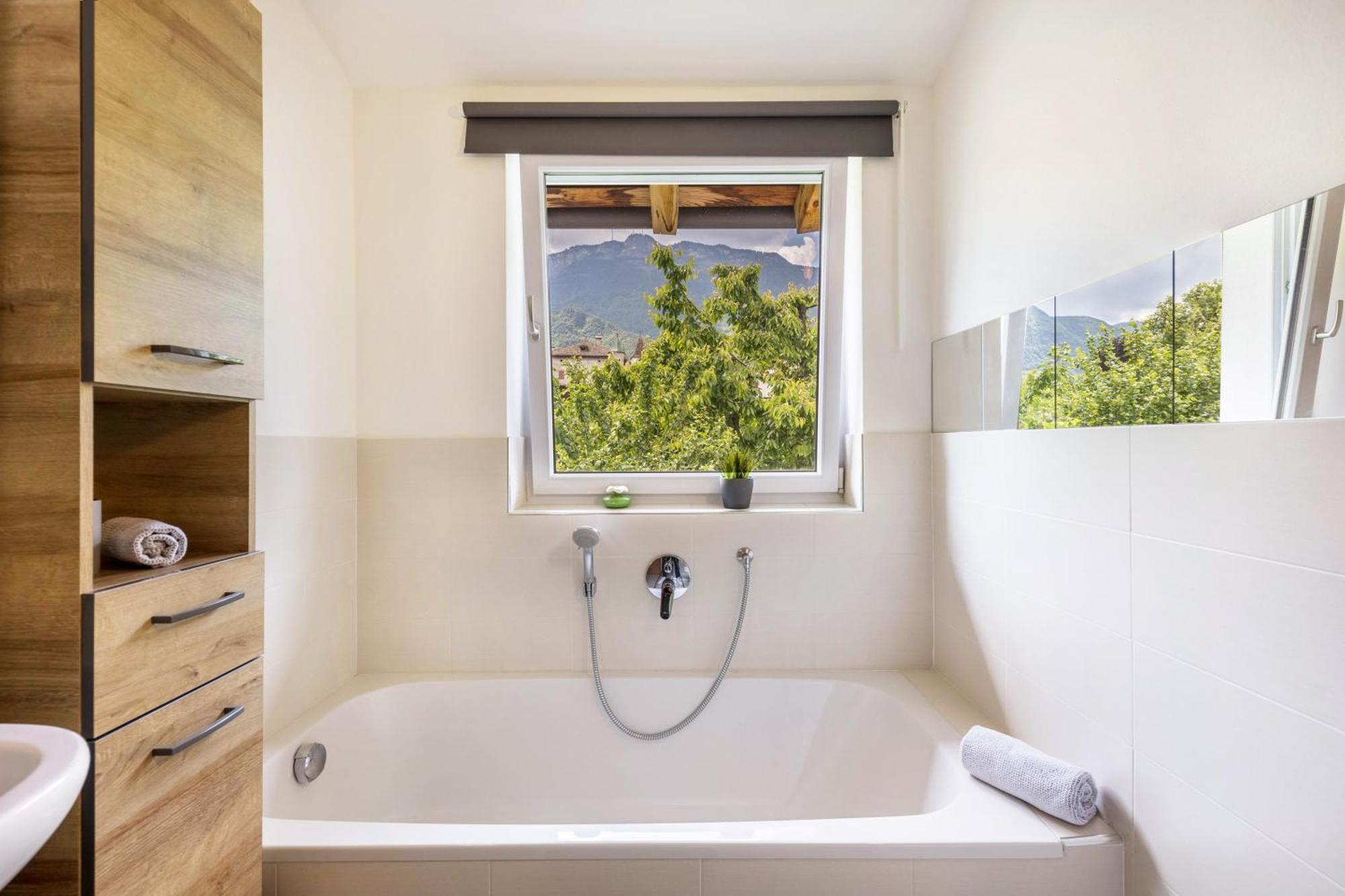 Angerblick Apartment Appiano Sulla Strada Del Vino Kültér fotó