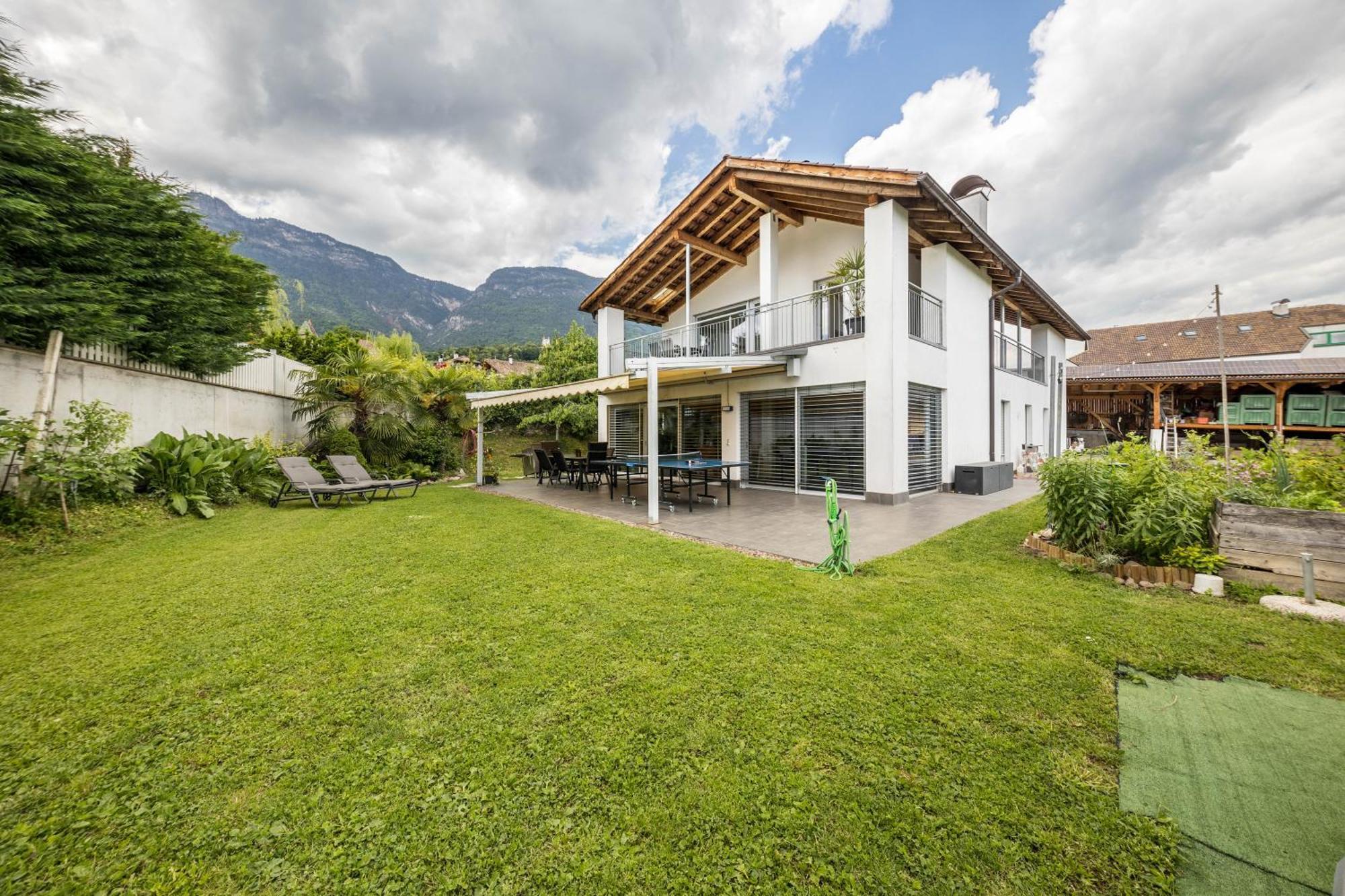 Angerblick Apartment Appiano Sulla Strada Del Vino Kültér fotó